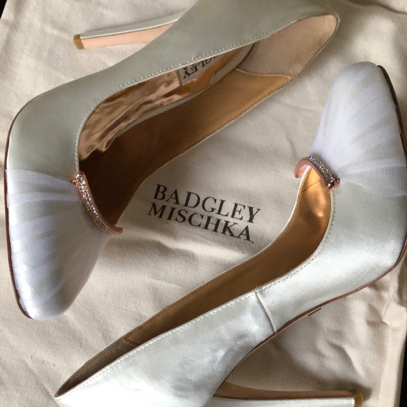 Badgley Mischka Shoes - Badgley Mischka Renee wedding Heels NIB ✨